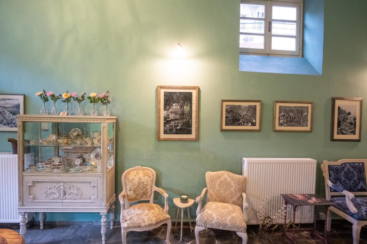 The Old School Boutique Hotel Сирако Экстерьер фото
